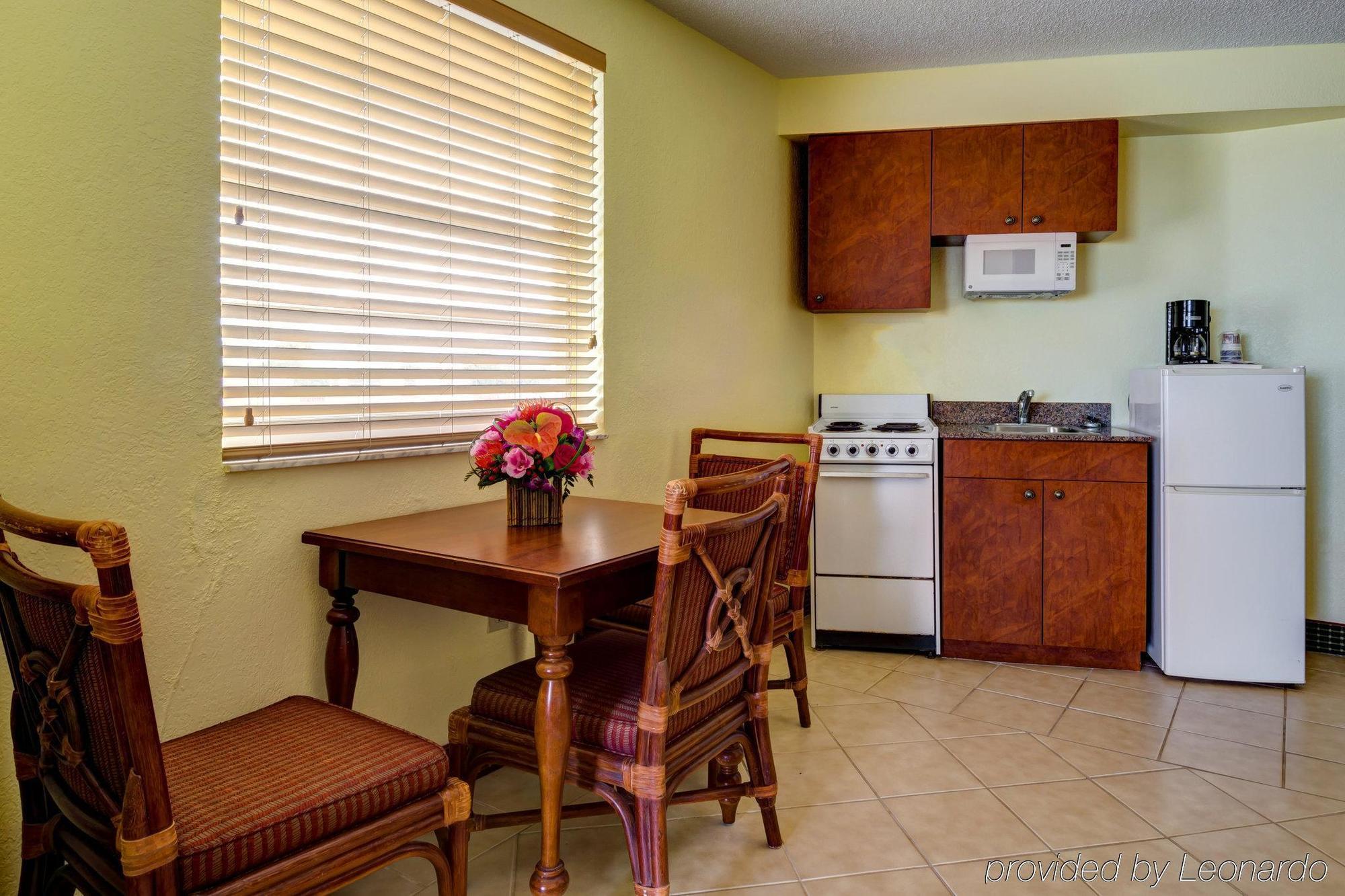 Best Western Aku Tiki Inn Daytona Beach Dış mekan fotoğraf